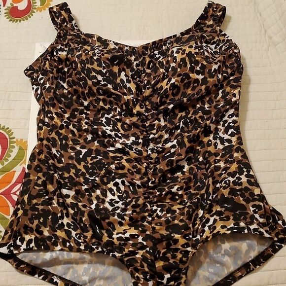 Rose Marie Reid animal print one piece swimsuit size 22W - Picture 7 of 9